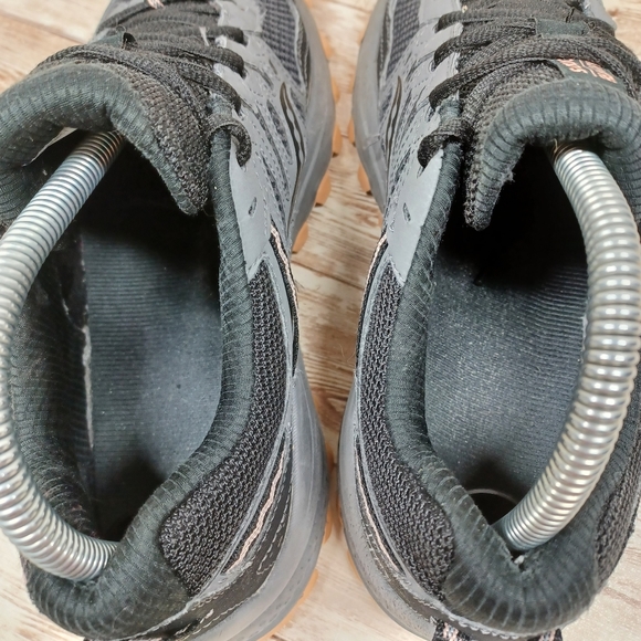 Saucony Excursion Trail Running Shoes Grey Black Peach Run Anywhere Grid Size 8 - Picture 10 of 16